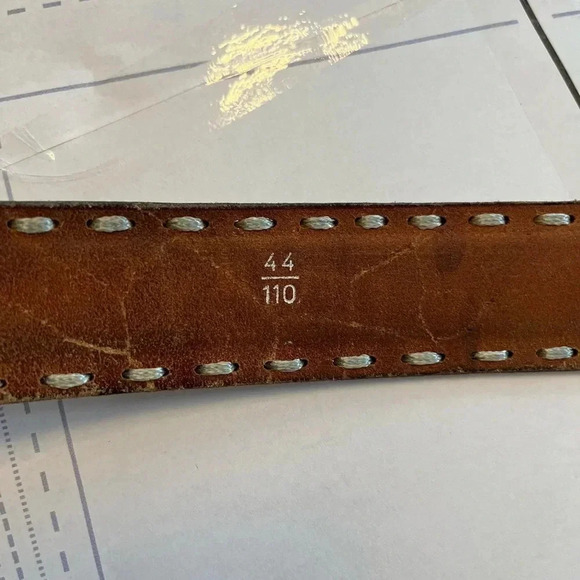 Men’s Brown Leather Belt with  Silver Buckle - Picture 5 of 7